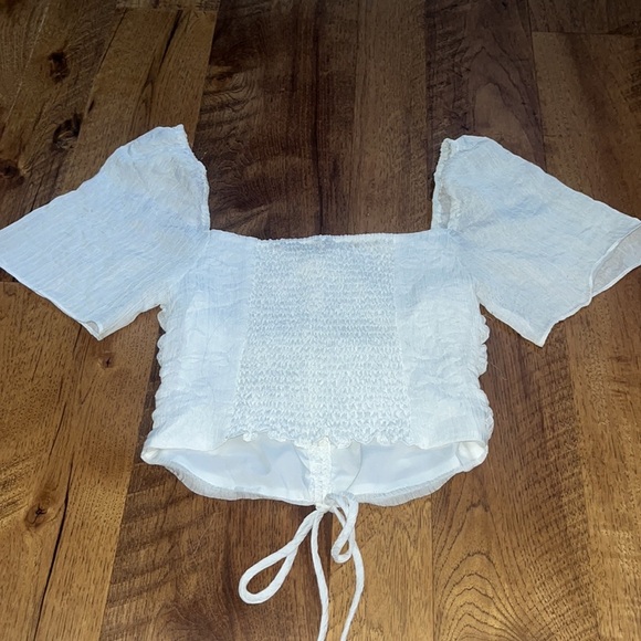 NWT Wayf Woman’s White Top Size XS - Picture 5 of 6